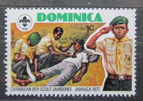 Poštová známka Dominika 1977 Skauti Mi# 538