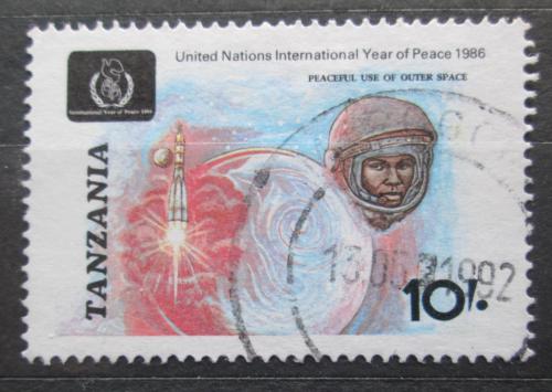 Poštová známka Tanzánia 1986 Raketa a kozmonaut Mi# 366