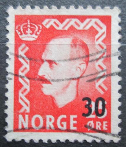 Poštová známka Nórsko 1951 Krá¾ Haakon VII. pretlaè Mi# 375