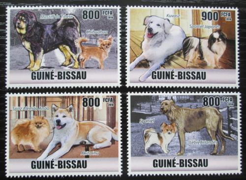 Poštové známky Guinea-Bissau 2010 Psy a maèky Mi# 4890-93 Kat 13€
