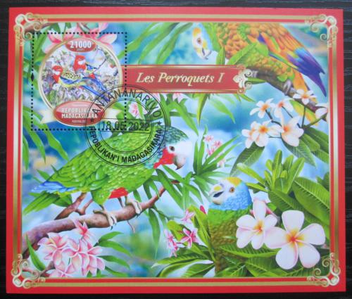 Poštová známka Madagaskar 2022 Papagáje Mi# Mi# N/N
