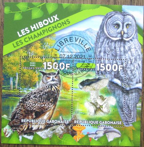Poštová známka Gabon 2022 Sovy a huby Mi# N/N
