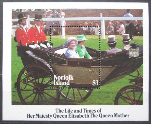 Poštová známka Norfolk 1985 Krá¾ovna Matka Alžbeta Mi# Block 7 