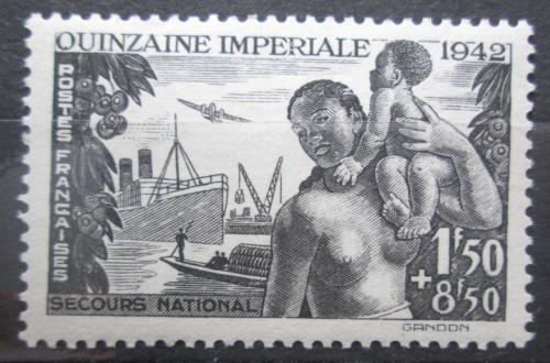 Poštová známka Francúzsko 1942 Afrièanka s dítìtem Mi# 552