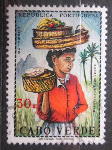 Poštová známka Kapverdy 1968 Dívka s ovocem Mi# 357