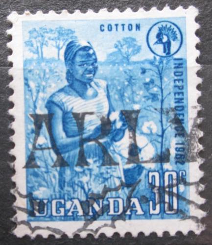 Poštová známka Uganda 1962 Sbìr bavlny Mi# 77