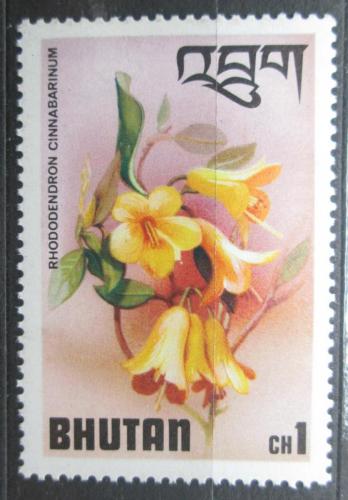 Poštová známka Bhútán 1976 Rhododendron cinnabarinum Mi# 638