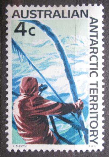Poštová známka Australská Antarktída 1966 Loï pøed ledovcem Mi# 10