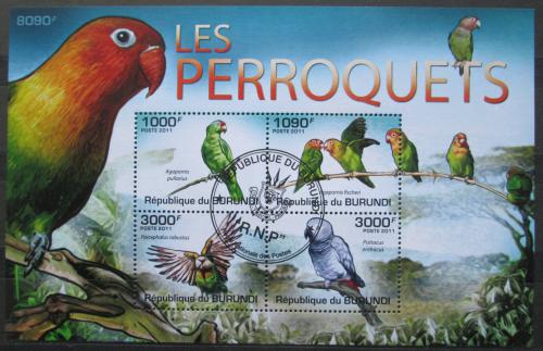 Poštové známky Burundi 2011 Papagáje Mi# Block 151 Kat 10€ 