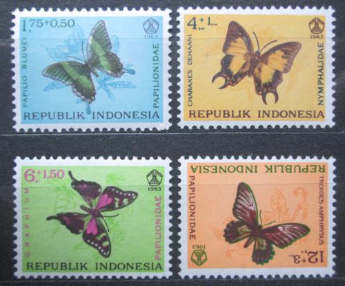 Poštové známky Indonézia 1963 Motýle Mi# 421-24