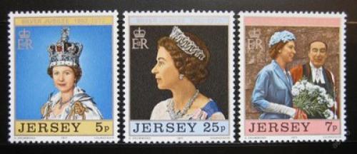 Poštové známky Jersey 1977 Krá¾ovna Alžbeta II. Mi# 157-59