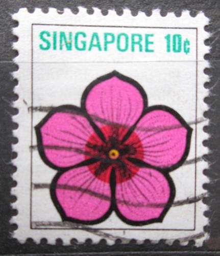 Poštová známka Singapur 1973 Barvínkovec rùžový Mi# 194 A