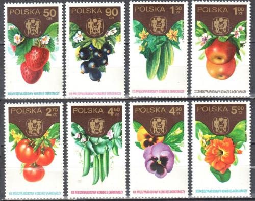 Poštové známky Po¾sko 1975 Ovocie Mi# 2329-36