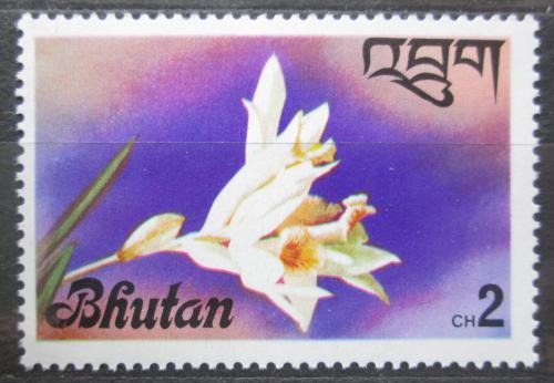 Poštová známka Bhútán 1976 Orchidej Mi# 670
