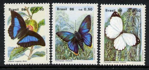 Poštové známky Brazílie 1986 Motýle Mi# 2172-74