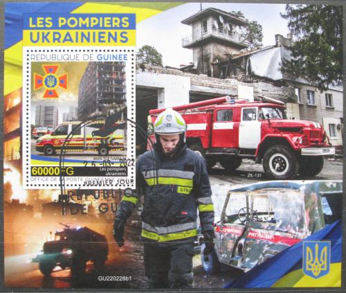 Poštová známka Guinea 2022 Vojna na Ukrajinì, hasièi Mi# N/N