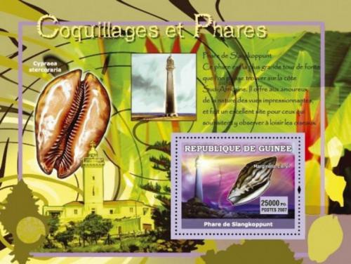 Poštová známka Guinea 2007 Mušle a majáky Mi# Block 1186 Kat 7€