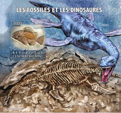 Poštová známka SAR 2015 Dinosaury a fosílie Mi# Block 1401 Kat 12€