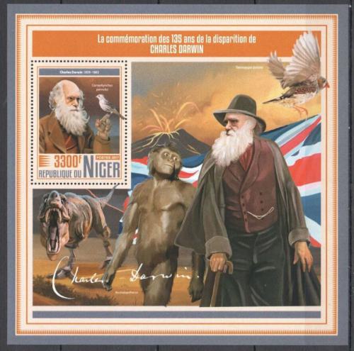 Poštová známka Niger 2017 Dinosaury, Charles Darwin Mi# Block 764 Kat 13€
