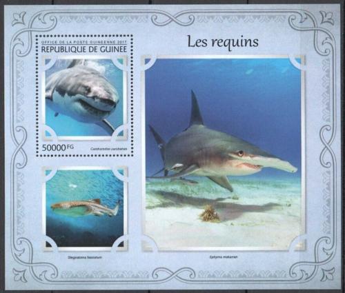 Poštová známka Guinea 2017 Žraloky Mi# Block 2731 Kat 20€