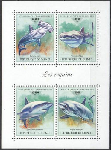 Poštové známky Guinea 2018 Žraloky Mi# 13210-13 Kat 20€