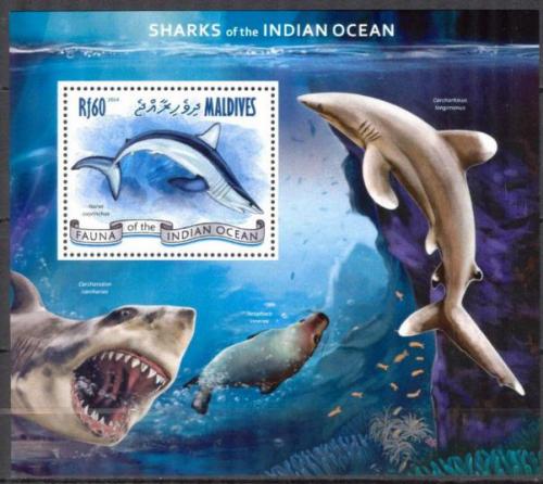 Poštová známka Maldivy 2014 Žraloky Indického oceánu Mi# Block 703 Kat 7.50€