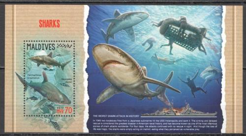 Poštová známka Maldivy 2018 Žraloky Mi# Block 1117 Kat 9€