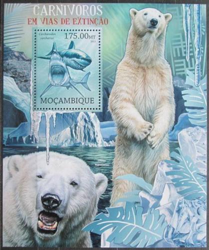 Poštové známky Mozambik 2012 Žraloky a lední medvede Mi# Mi# Block 635 Kat 10€