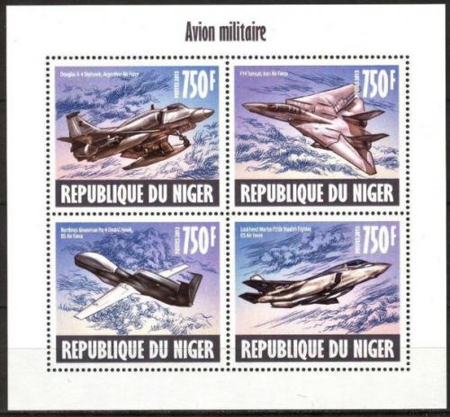Poštové známky Niger 2013 Vojenská letadla Mi# Mi# 2451-54 Kat 12€
