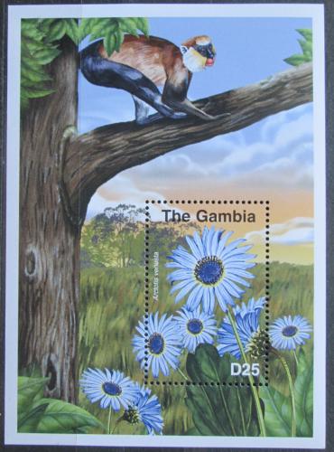 Poštová známka Gambia 2001 Opice a kvety Mi# Block 539