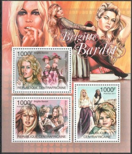 Poštové známky SAR 2011 Brigitte Bardot Mi# 3096-98 Kat 12€