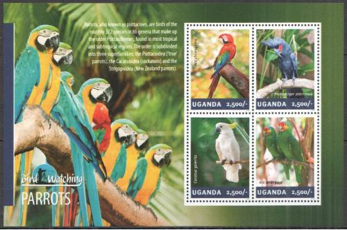 Poštové známky Uganda 2014 Papagáje Mi# 3265-68 Kat 12€