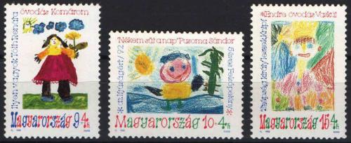 Poštové známky Maïarsko 1992 Dìtské kresby Mi# 4197-99