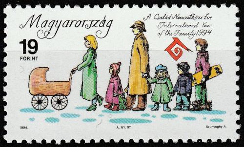 Poštová známka Maïarsko 1994 Medzinárodný rok rodiny Mi# 4301