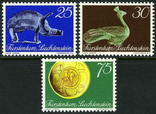 Poštové známky Lichtenštajnsko 1971 Exponáty z Národního muzea Mi# 536-38