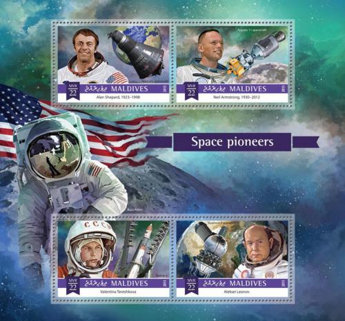 Poštové známky Maldivy 2015 Prieskum vesmíru Mi# 5860-63 Kat 11€