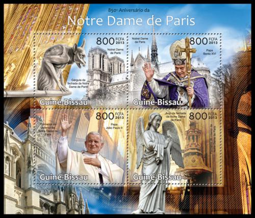 Poštové známky Guinea-Bissau 2013 Katedrála Notre-Dame Mi# 6437-40 Kat 13€