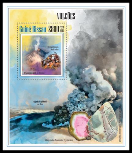 Poštová známka Guinea-Bissau 2013 Sopky a minerály Mi# Block 1209 Kat 11€