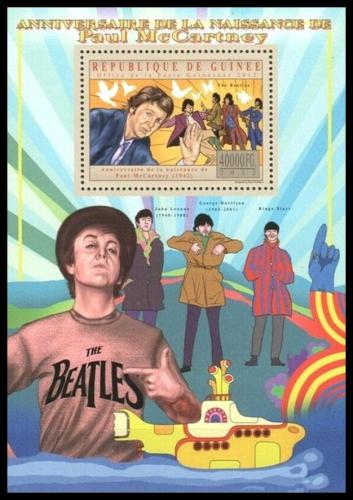 Poštová známka Guinea 2012 The Beatles, Paul McCartney Mi# Block 2144 Kat 16€