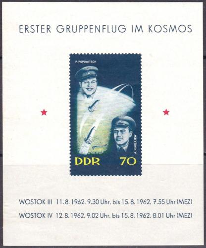 Potov znmka DDR 1962 Vostok 3 a 4 Mi# Block 17 - zvi obrzok
