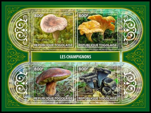 Poštové známky Togo 2017 Huby Mi# 8286-89 Kat 13€