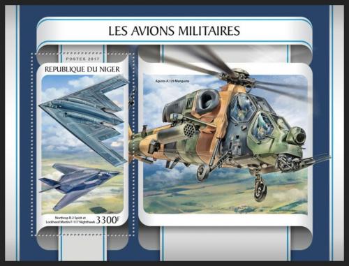 Poštová známka Niger 2017 Vojenské letectvo Mi# Block 694 Kat 13€
