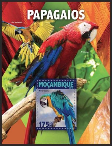 Poštová známka Mozambik 2016 Papagáje Mi# Block 1122 Kat 10€