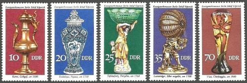 Poštové známky DDR 1976 Historické umìlecké pøedmìty Mi# 2171-75