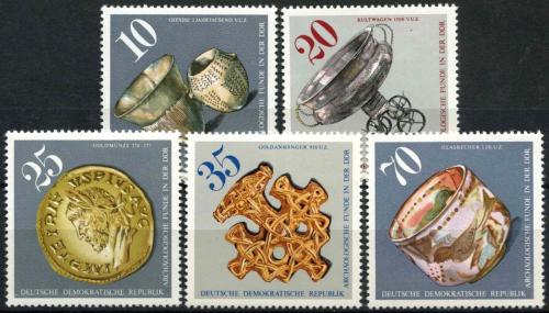 Poštové známky DDR 1976 Archeologické nálezy Mi# 2182-86