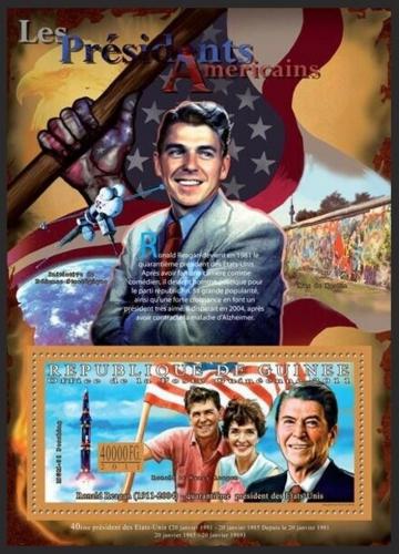Poštová známka Guinea 2011 Ronald Reagan, 40. US prezident Mi# Block 1930 Kat 17€