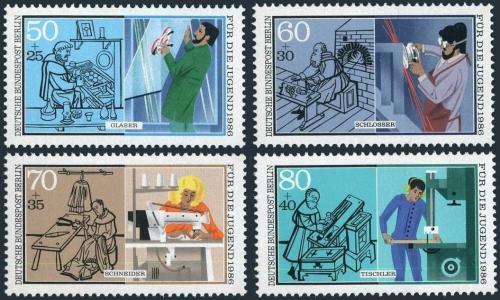 Poštové známky Západný Berlín 1986 Profesní trénink Mi# 754-57 Kat 8€
