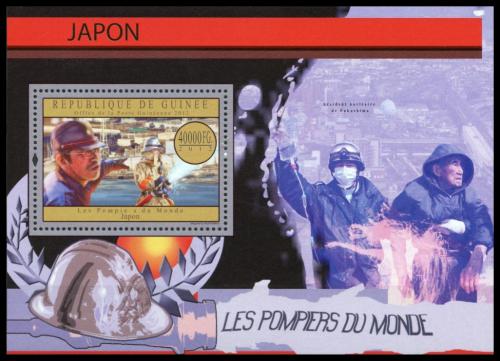 Poštovní známka Guinea 2012 Japonští hasièi Mi# Block 2175 Kat 16€