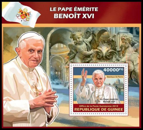 Poštová známka Guinea 2013 Papež Benedikt XVI. Mi# Block 2323 Kat 16€