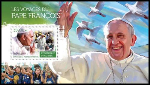 Poštová známka Guinea 2015 Papež František Mi# Block 2547 Kat 14€